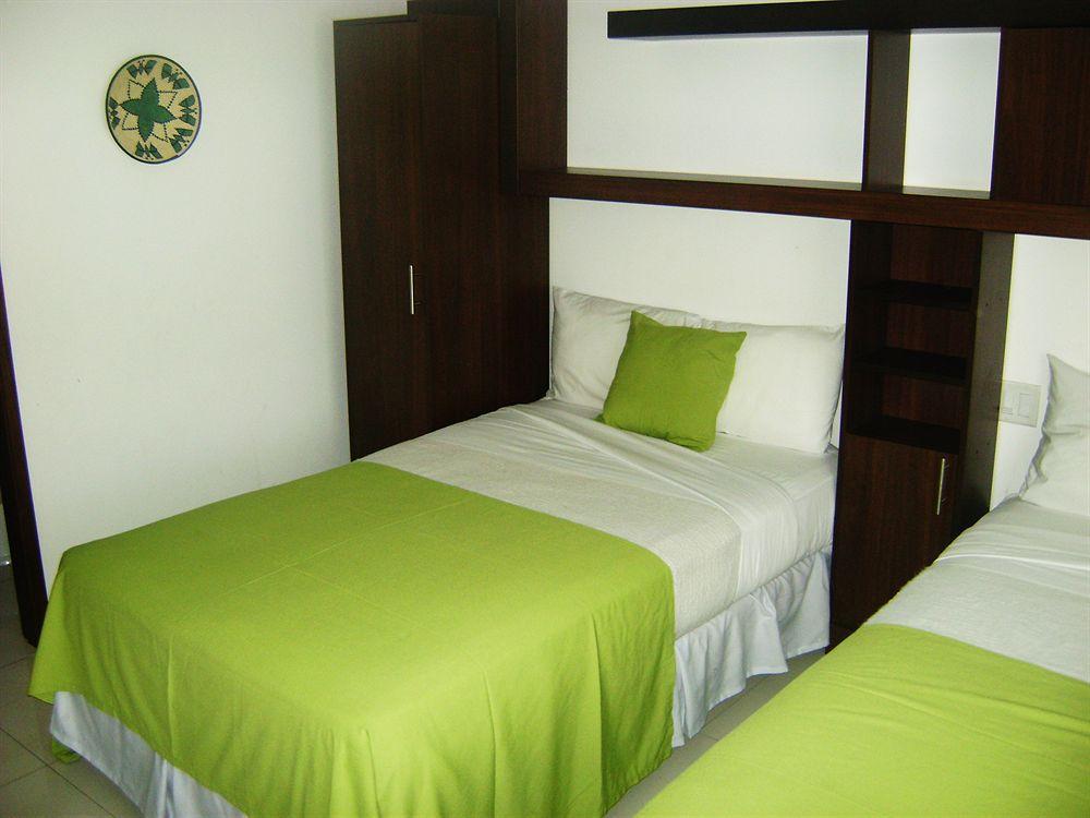 Az Hotel And Suites Cidade do Panamá Exterior foto