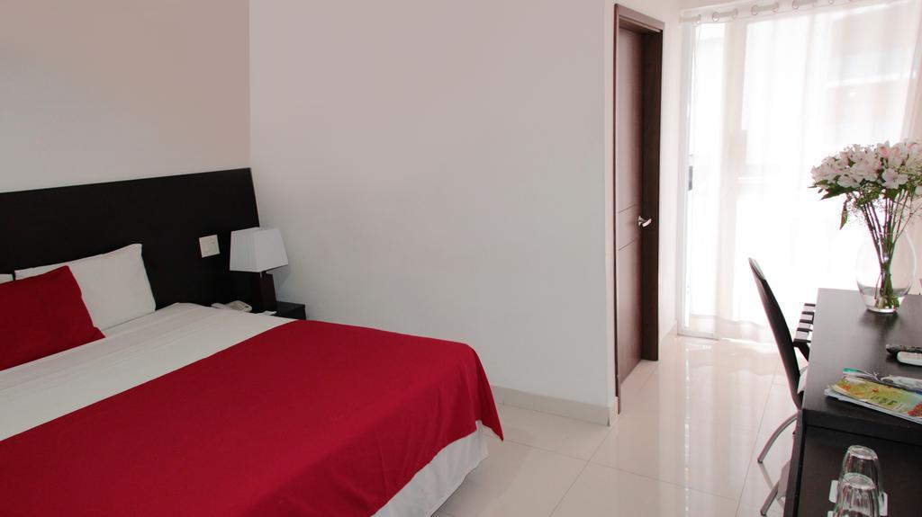 Az Hotel And Suites Cidade do Panamá Exterior foto