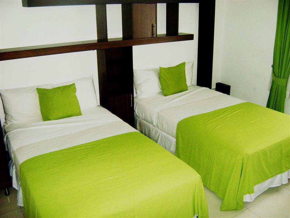 Az Hotel And Suites Cidade do Panamá Exterior foto